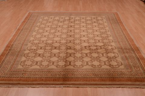 Shiraz Brown Hand Knotted 67 X 93 Area Rug 100-74846 Image 3