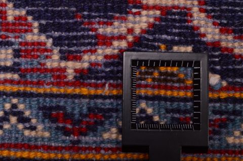 Kashan Red Hand Knotted 81 X 117  Area Rug 100-74864 Image 3