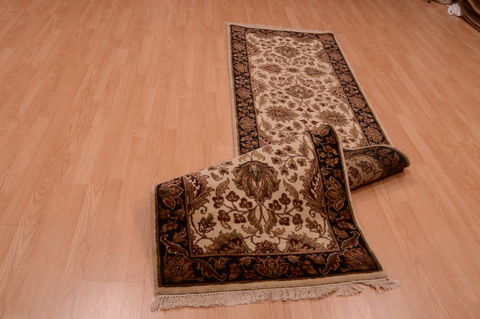 Jaipur Brown Runner Hand Knotted 27 X 102 Area Rug 100-74880 Image 2
