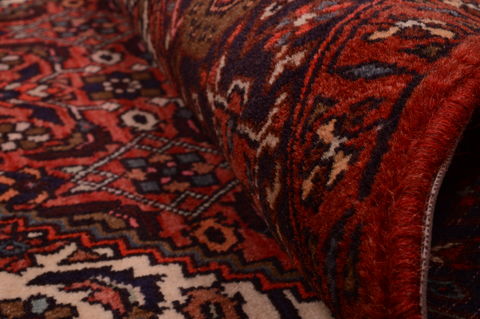 Gholtogh Red Hand Knotted 34 X 52 Area Rug 100-74885 Image 11
