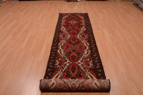 Hamedan Red Runner Hand Knotted 26 X 126 Area Rug 100-74889 Image 6