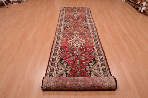 Hamedan Red Runner Hand Knotted 29 X 132 Area Rug 100-74891 Image 9