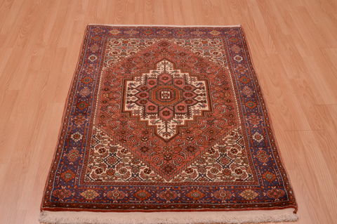 Gholtogh Red Hand Knotted 31 X 50 Area Rug 100-74899 Image 2