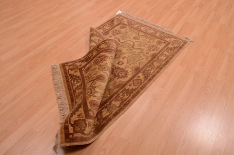 Jaipur Beige Hand Knotted 30 X 52 Area Rug 100-74906 Image 4