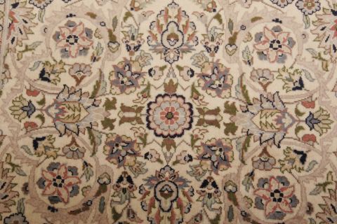 Tabriz Multicolor Hand Knotted 25 X 42  Area Rug 155-74924 Image 7