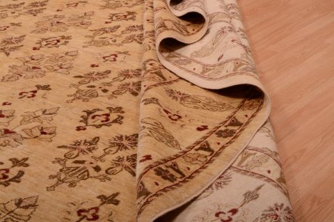 Kazak Beige Hand Knotted 120 X 180  Area Rug 100-74928 Image 12