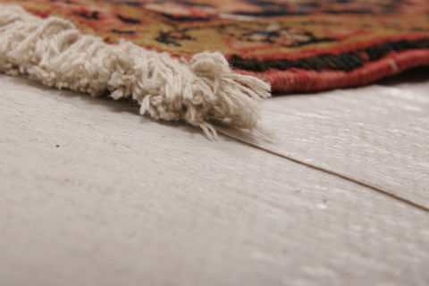 Heriz Red Hand Knotted 99 X 126 Area Rug 155-74949 Image 10