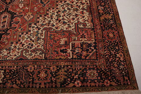 Heriz Red Hand Knotted 99 X 126 Area Rug 155-74949 Image 6