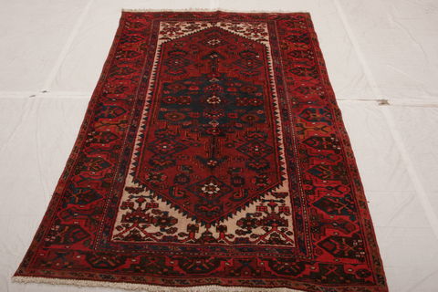 Mussel Multicolor Hand Knotted 40 X 61 Area Rug 155-75014 Image 1