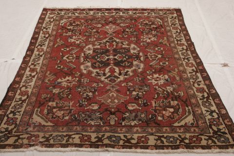Mussel Multicolor Hand Knotted 48 X 66 Area Rug 100-75034 Image 1
