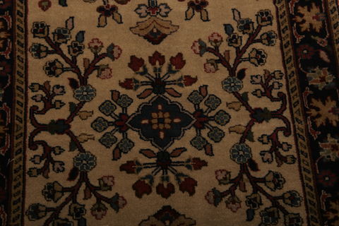Sarouk Multicolor Hand Knotted 22 X 32 Area Rug 155-75071 Image 3
