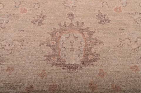 Chobi Beige Hand Knotted 810 X 129 Area Rug 100-75163 Image 4