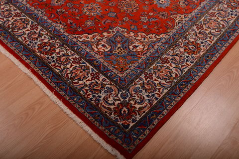 Sarouk Red Hand Knotted 68 X 98 Area Rug 100-75166 Image 3