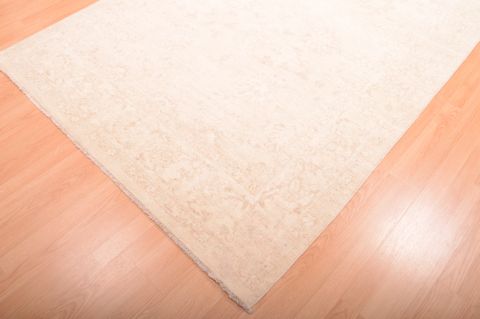 Chobi Beige Hand Knotted 55 X 80 Area Rug 100-75221 Image 11
