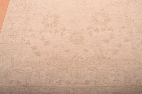 Chobi Beige Hand Knotted 55 X 80 Area Rug 100-75221 Image 2