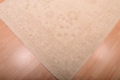 Chobi Beige Hand Knotted 55 X 80 Area Rug 100-75221 Image 3