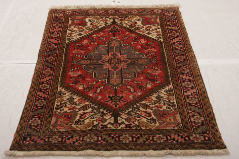 Heriz Red Hand Knotted 34 X 47 Area Rug 155-75227 Image 2