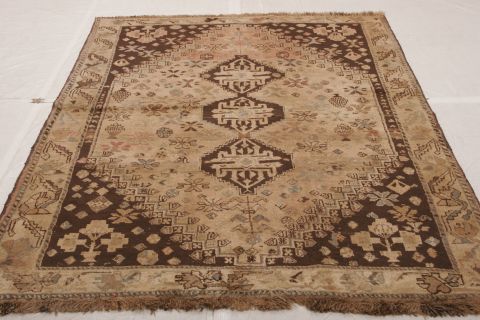 Shiraz Multicolor Hand Knotted 58 X 80  Area Rug 155-75280 Image 2