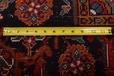 Heriz Red Hand Knotted 70 X 113 Area Rug 100-75328 Image 10