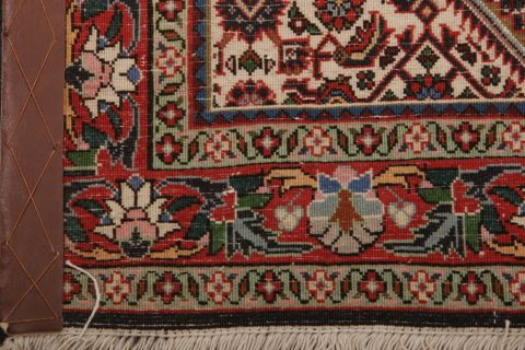 Bidjar Multicolor Hand Knotted 36 X 53  Area Rug 155-75356 Image 5