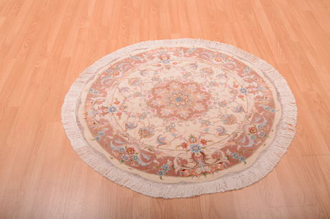 Tabriz Beige Round Hand Knotted 33 X 33  Area Rug 100-75363 Image 2