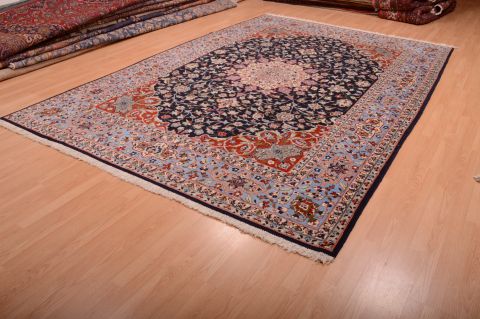 Sarouk Blue Hand Knotted 82 X 120 Area Rug 100-75381 Image 2