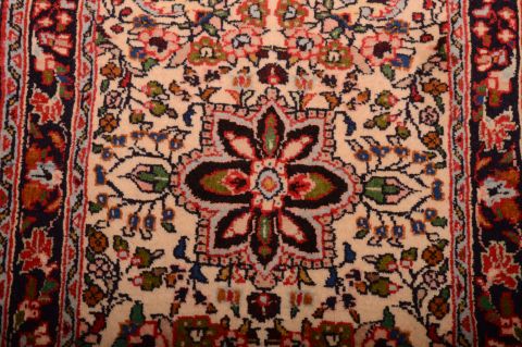 Sarouk Red Square Hand Knotted 110 X 24 Area Rug 100-75387 Image 3