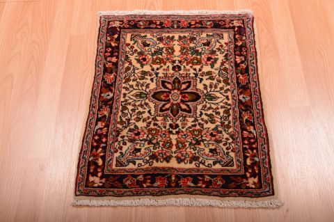 Sarouk Red Square Hand Knotted 110 X 24 Area Rug 100-75387 Image 4