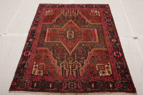 Mussel Multicolor Hand Knotted 38 X 60 Area Rug 155-75416 Image 1