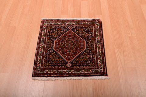 Bidjar Red Square Hand Knotted 19 X 21 Area Rug 100-75417 Image 6