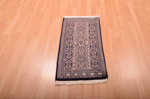 Pak-Persian Brown Hand Knotted 16 X 30  Area Rug 100-75420 Image 3