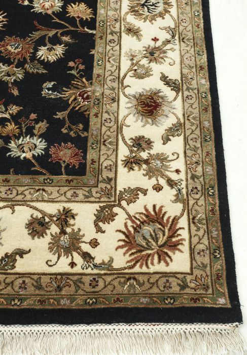 Jaipur Black Hand Knotted 66 X 910 Area Rug 901-75602 Image 2