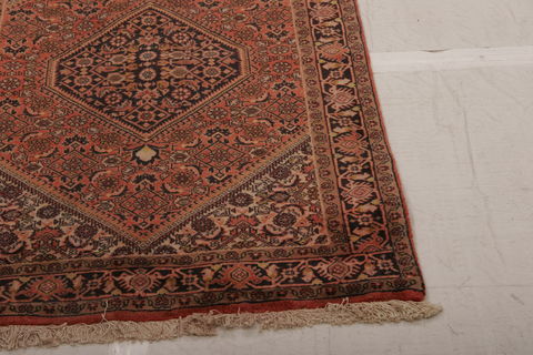 Bidjar Multicolor Hand Knotted 29 X 47 Area Rug 155-75935 Image 3