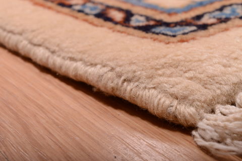 Najaf-abad Beige Hand Knotted 910 X 156 Area Rug 100-75974 Image 14