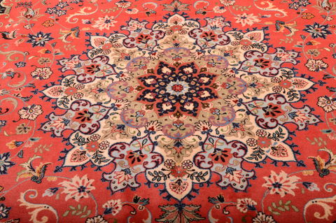 Yazd Red Hand Knotted 99 X 128 Area Rug 100-75976 Image 14