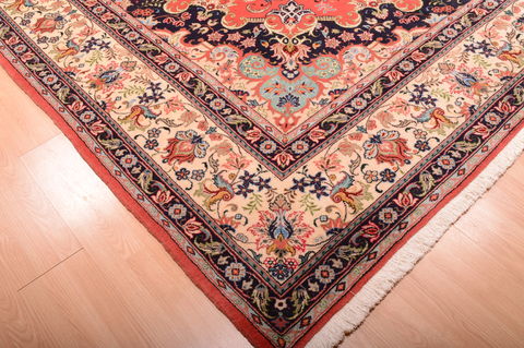 Yazd Red Hand Knotted 99 X 128 Area Rug 100-75976 Image 15
