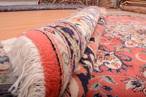 Yazd Red Hand Knotted 99 X 128 Area Rug 100-75976 Image 6
