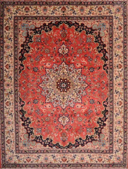 Yazd Red Hand Knotted 99 X 128 Area Rug 100-75976 Image 0