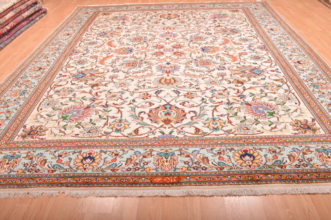 Tabriz Beige Hand Knotted 102 X 136 Area Rug 100-76013 Image 10