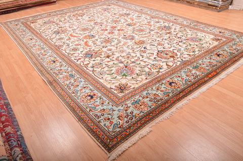 Tabriz Beige Hand Knotted 102 X 136 Area Rug 100-76013 Image 12