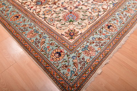 Tabriz Beige Hand Knotted 102 X 136 Area Rug 100-76013 Image 16