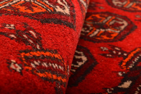 Khan Mohammadi Red Hand Knotted 35 X 63 Area Rug 100-76095 Image 4