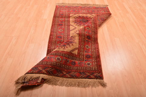 Khan Mohammadi Red Hand Knotted 35 X 65 Area Rug 100-76117 Image 4