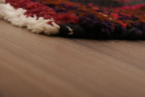Meshkin Multicolor Hand Knotted 51 X 92 Area Rug 253-76119 Image 5