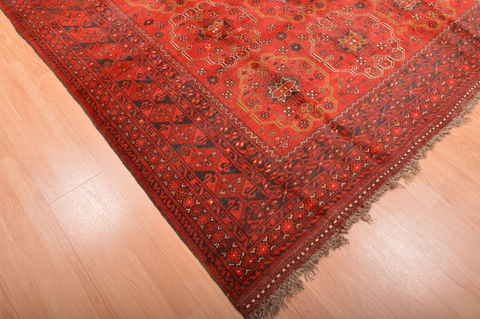Khan Mohammadi Red Hand Knotted 68 X 98 Area Rug 100-76123 Image 4