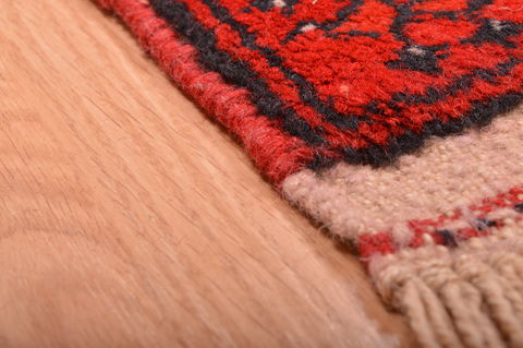 Khan Mohammadi Red Hand Knotted 84 X 114 Area Rug 100-76130 Image 8