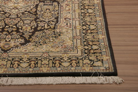 Tabriz Multicolor Hand Knotted 47 X 70 Area Rug 155-76157 Image 3