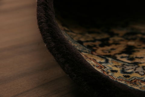 Tabriz Multicolor Hand Knotted 47 X 70 Area Rug 155-76157 Image 7