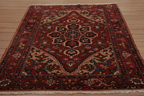 Bakhtiar Multicolor Hand Knotted 53 X 70 Area Rug 253-76168 Image 1