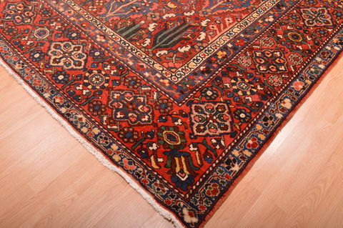 Bakhtiar Red Hand Knotted 104 X 122 Area Rug 100-76175 Image 10